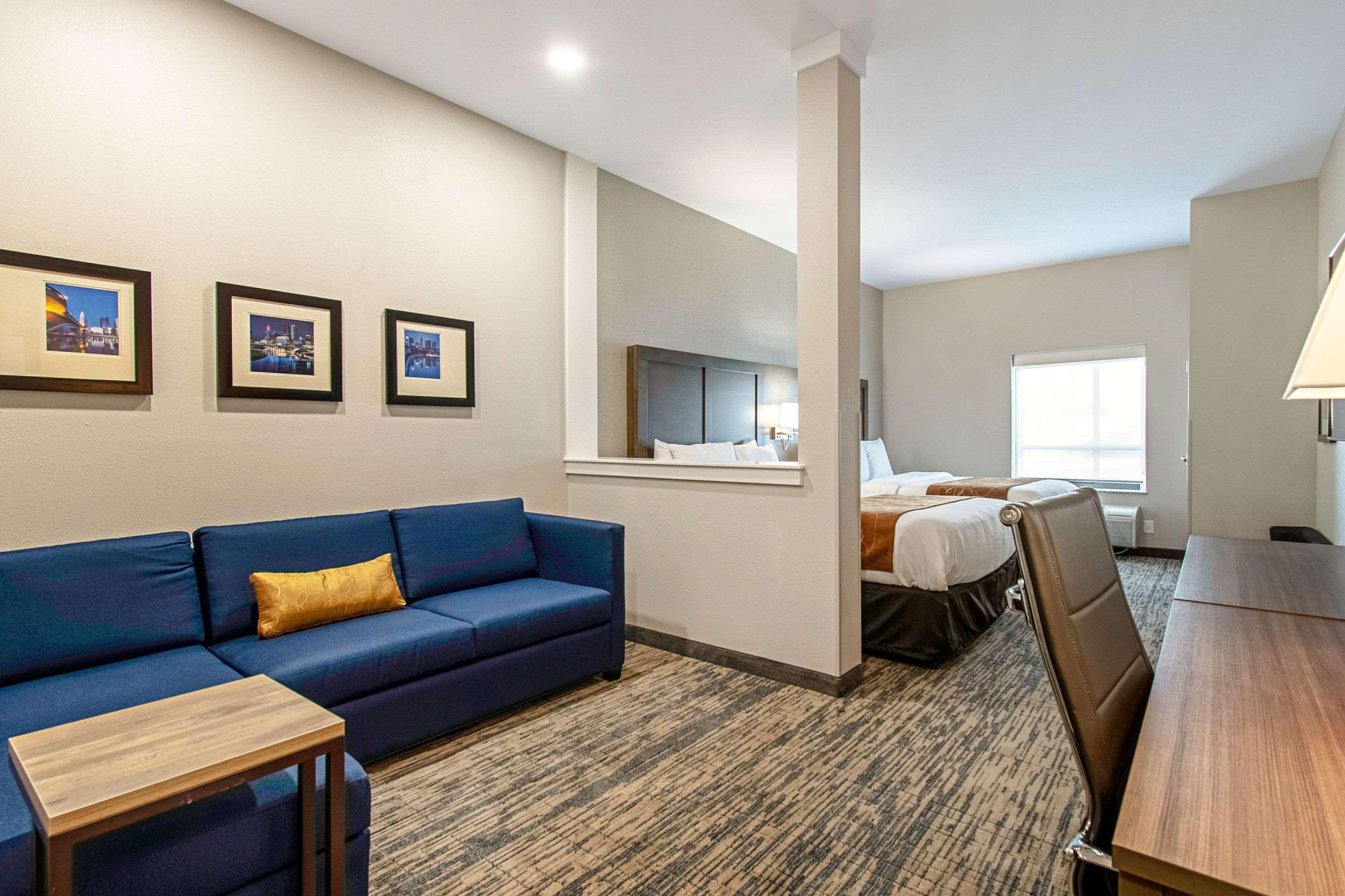 Comfort Suites Grove City - Columbus South Екстериор снимка