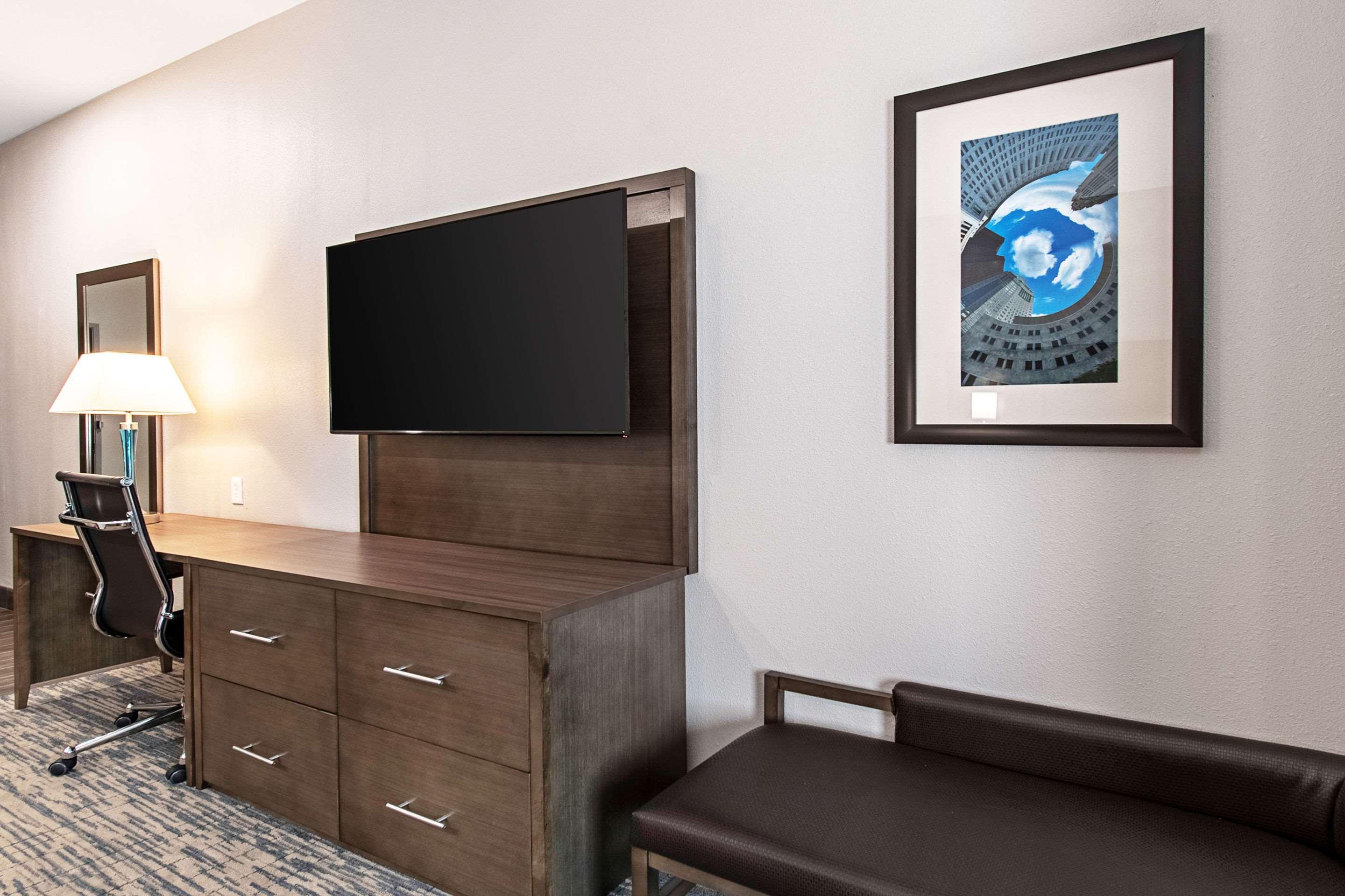 Comfort Suites Grove City - Columbus South Екстериор снимка