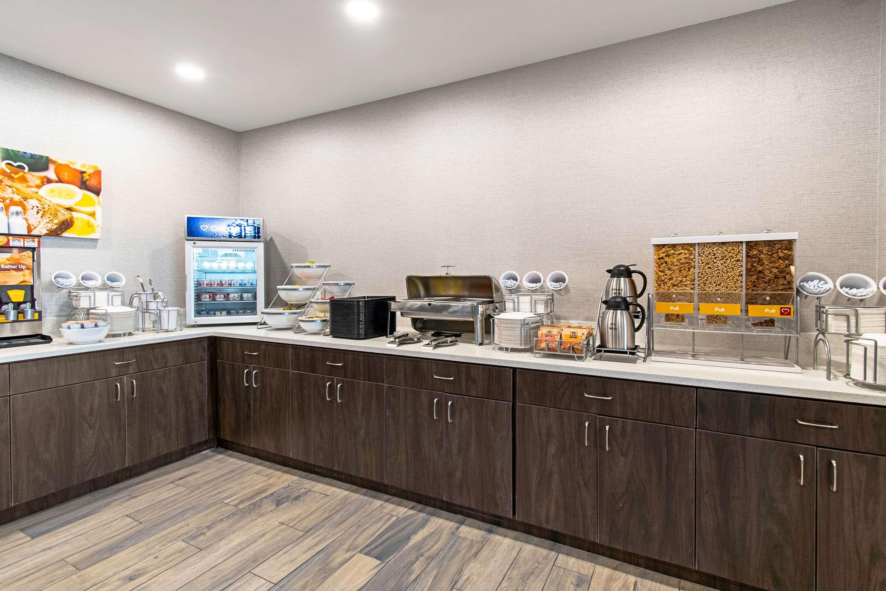 Comfort Suites Grove City - Columbus South Екстериор снимка
