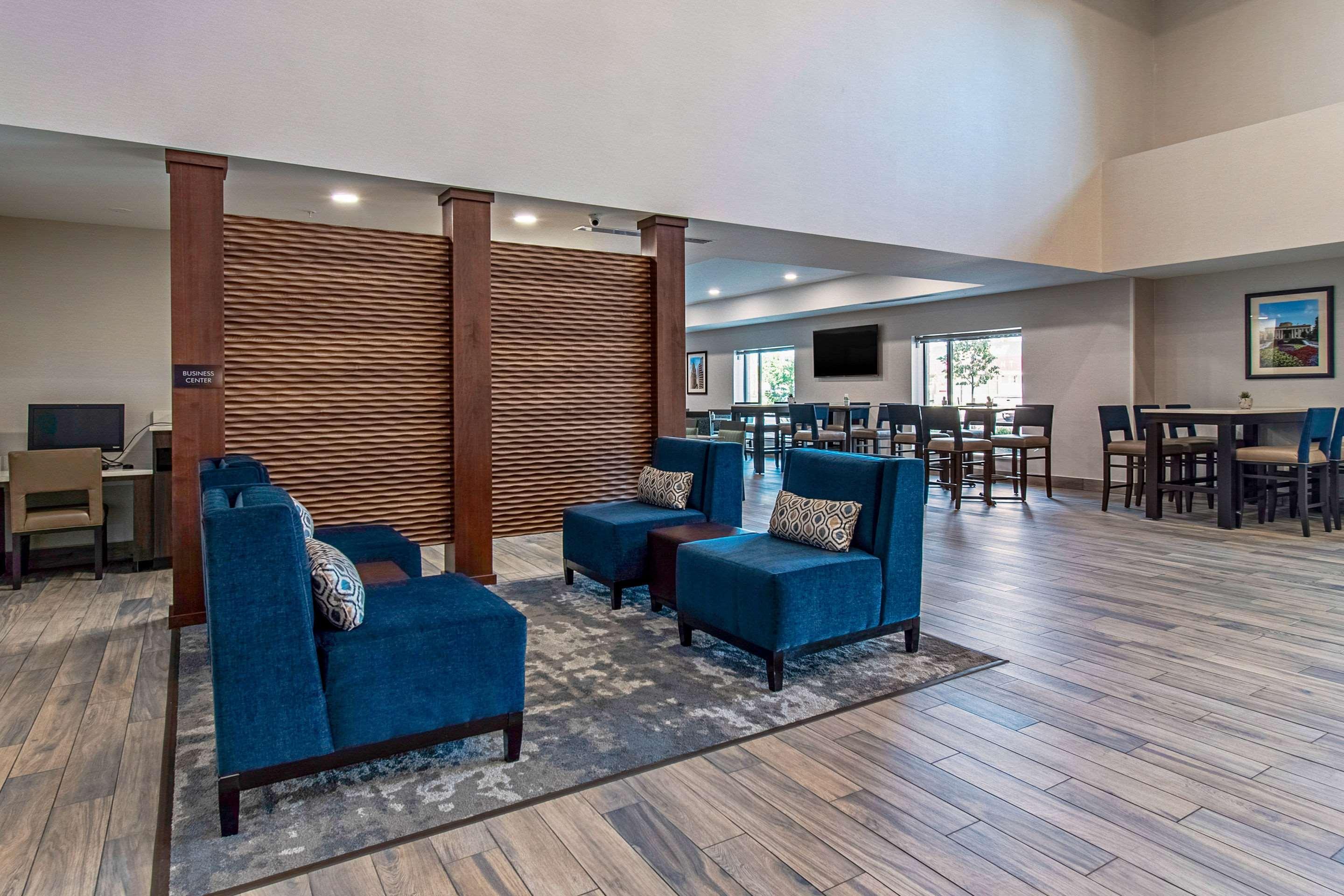 Comfort Suites Grove City - Columbus South Екстериор снимка